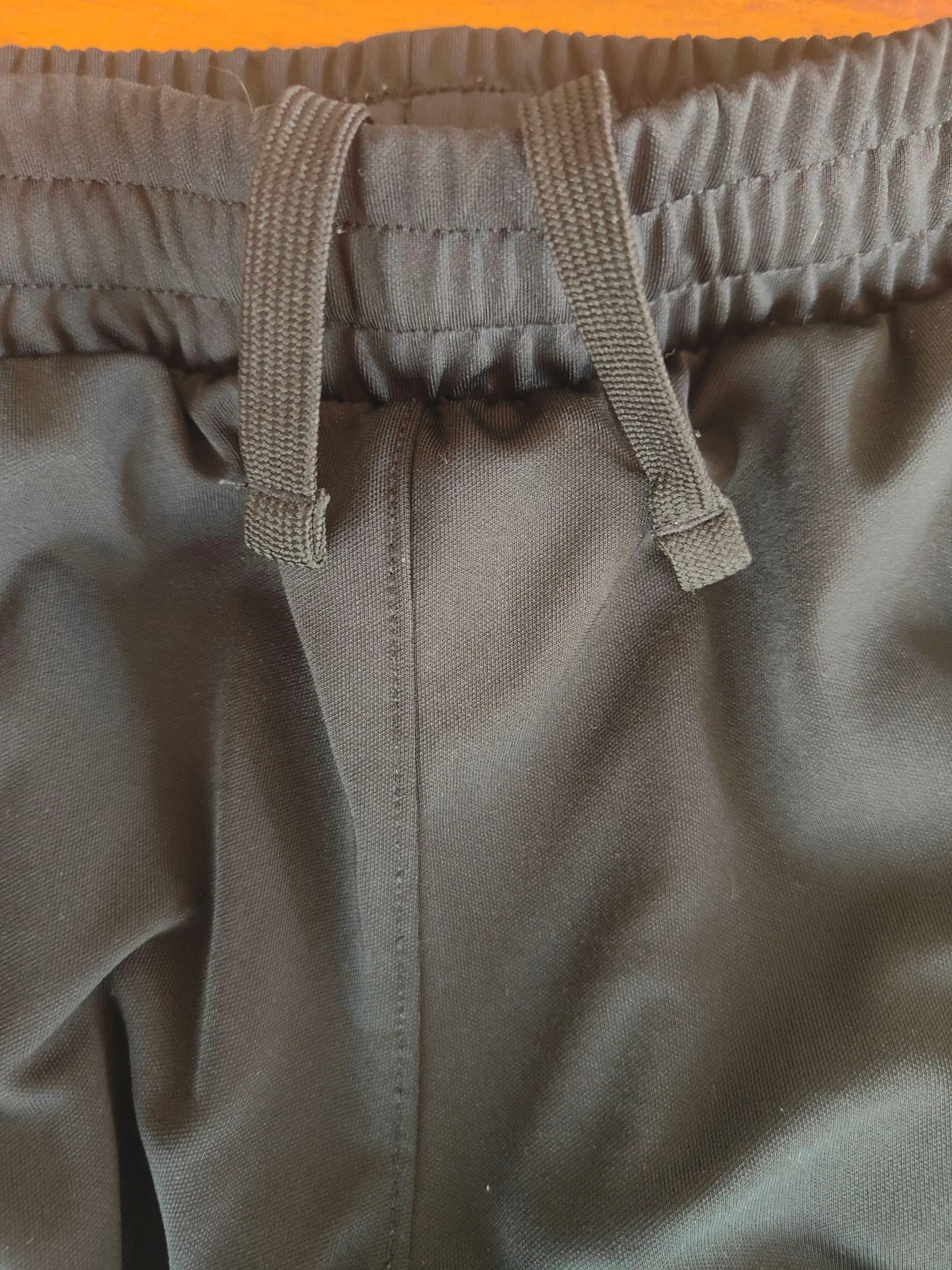 Zwarte Nike joggingbroek Maat M (10-12 jaar) – photo 2
